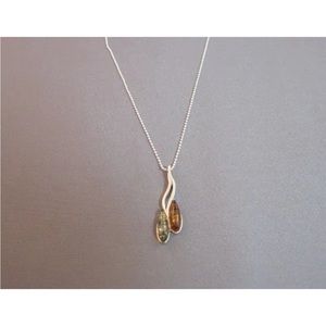 Sterling silver 2 tone contemporary Amber pendant necklace